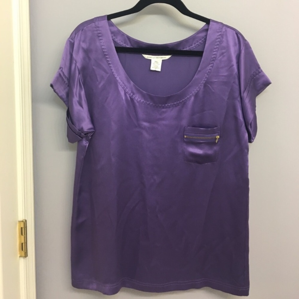 💯 Silk Diane Von Furstenburg Stunning Top!